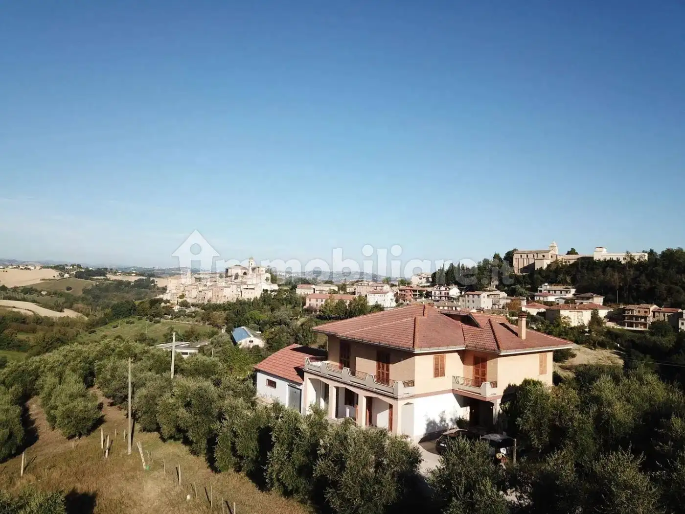 Villa in vendita a Montottone