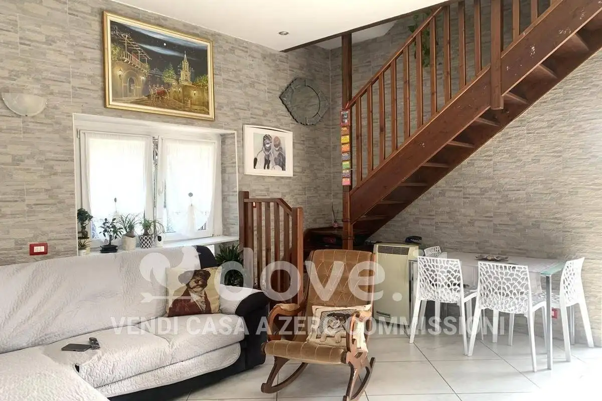 Trilocale via Guglielmo Marconi 82, Albiate - foto 2