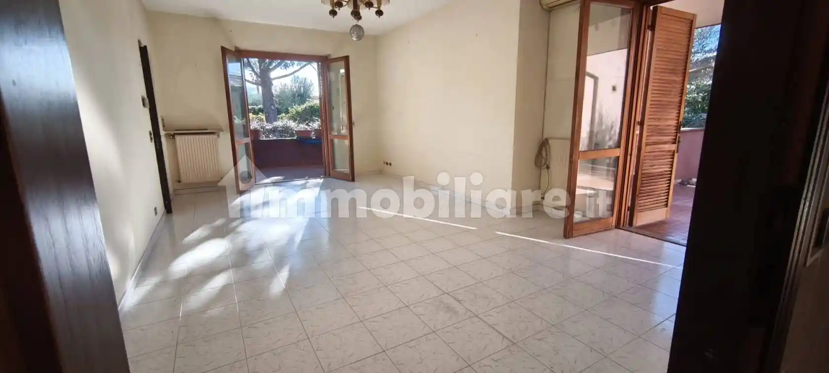 Villa bifamiliare via del Casale Agostinelli, Morena, Roma - foto 2