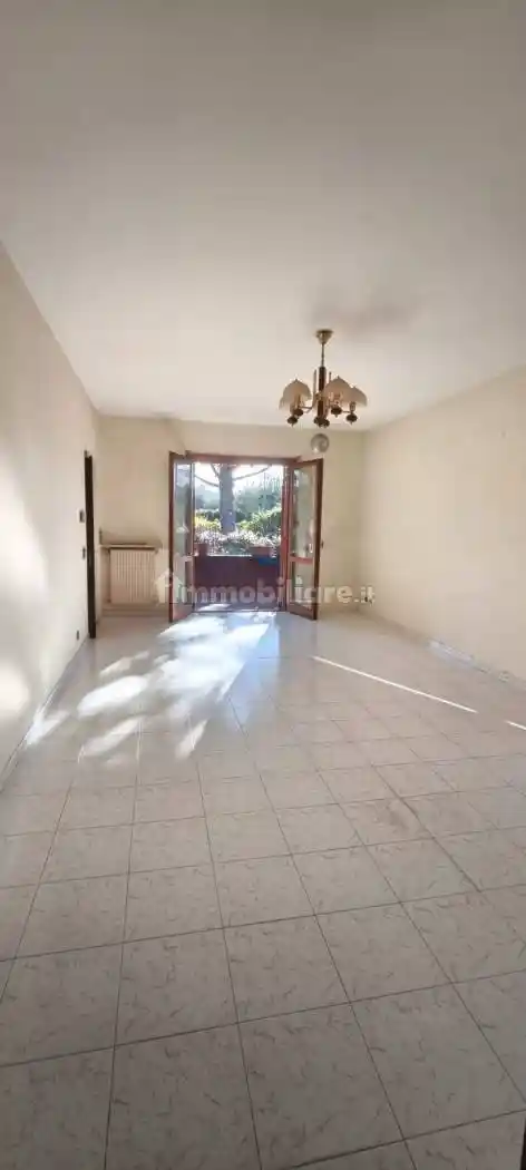 Villa bifamiliare via del Casale Agostinelli, Morena, Roma - foto 5