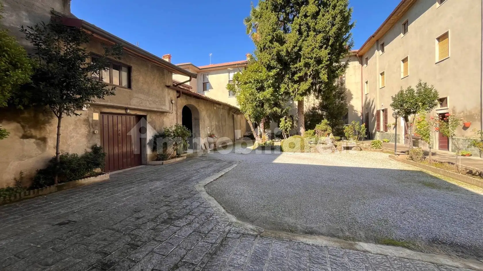 Casa indipendente in vendita a Nibionno