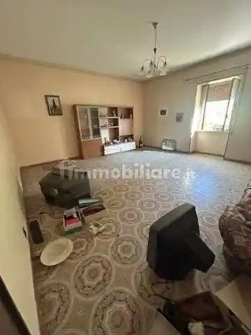 Quadrilocale viale Trieste, Centro, Agosta - foto 2