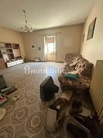 Quadrilocale viale Trieste, Centro, Agosta - foto 4