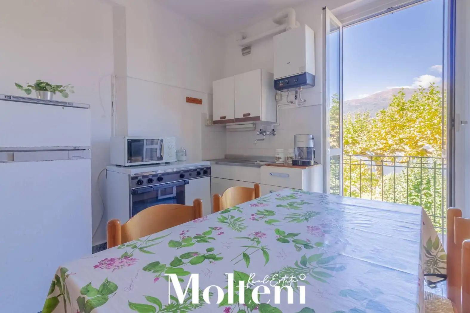 Trilocale via frazione Lezzeno 22, Centro, Bellano - foto 4