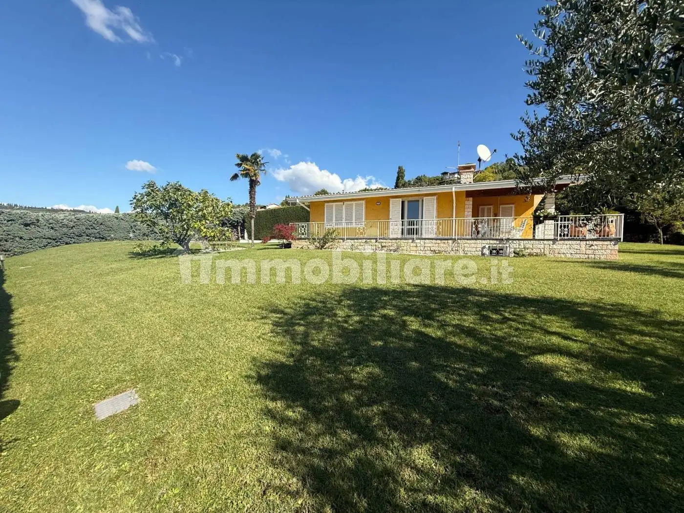 Villa unifamiliare, buono stato, 245 m², Centro, Bardolino - foto 2