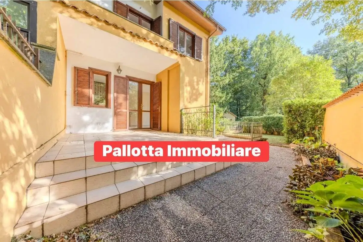 Villa in vendita a Valentano