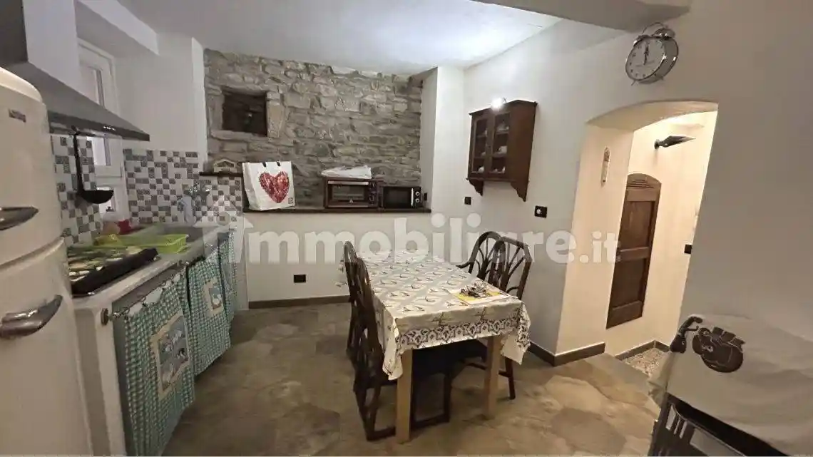 Casa indipendente in vendita a Arcola