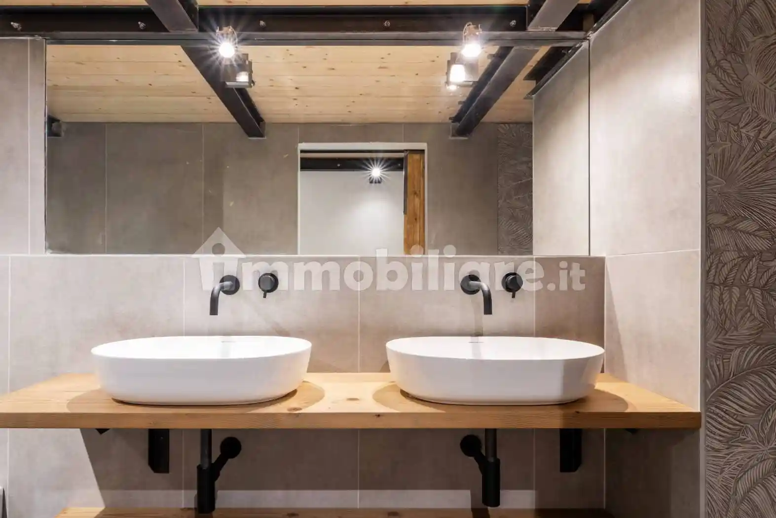 Loft via Bessarione 14, Corvetto, Milano - foto 3