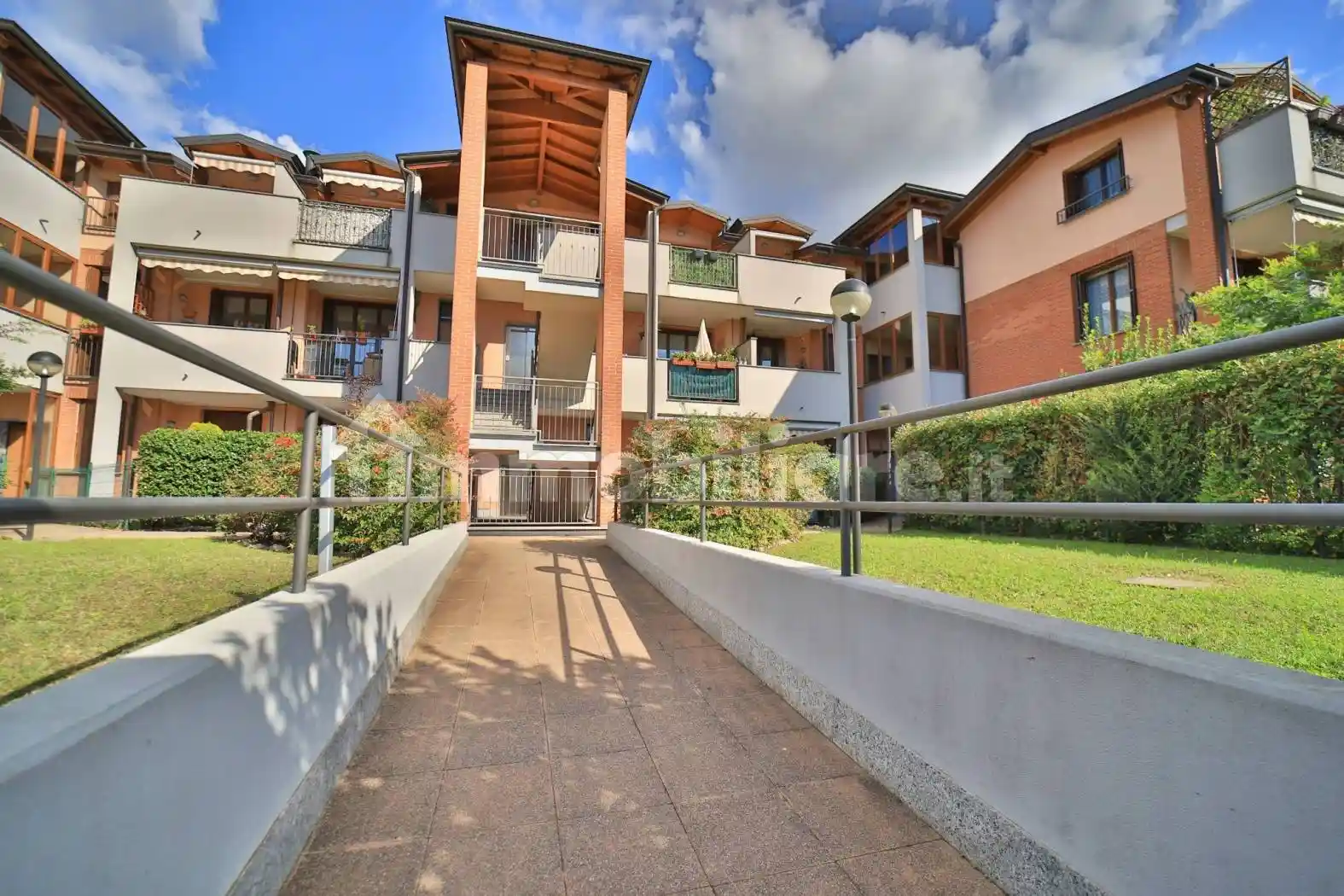 Appartamento in vendita a Roncello