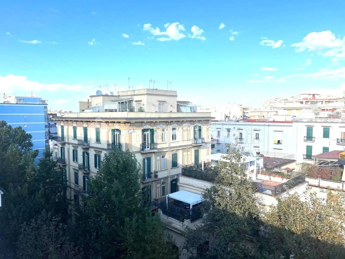 Appartamento in vendita a Napoli