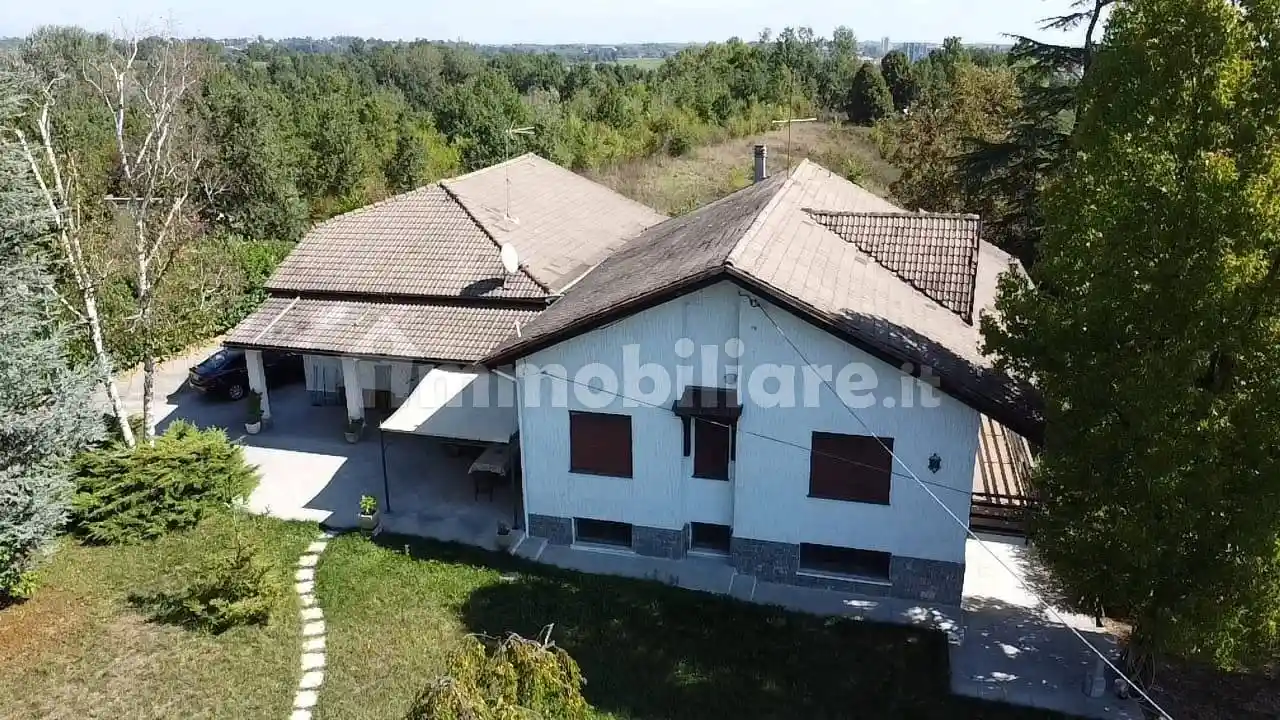 Villa in vendita a Asti
