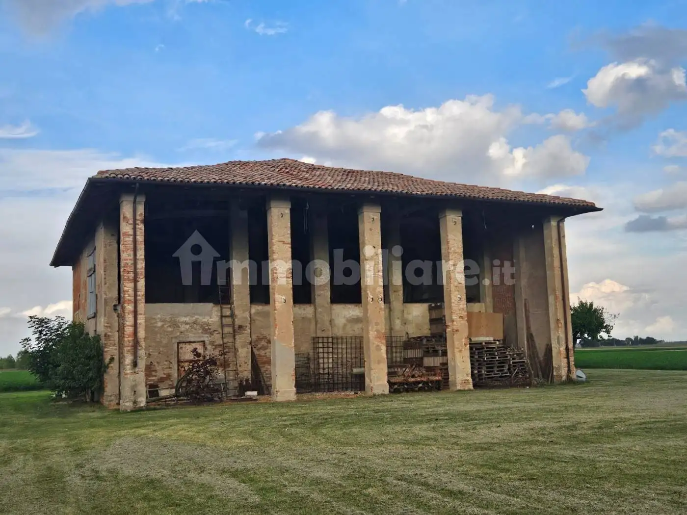 Rustico - Casale in vendita a Budrio