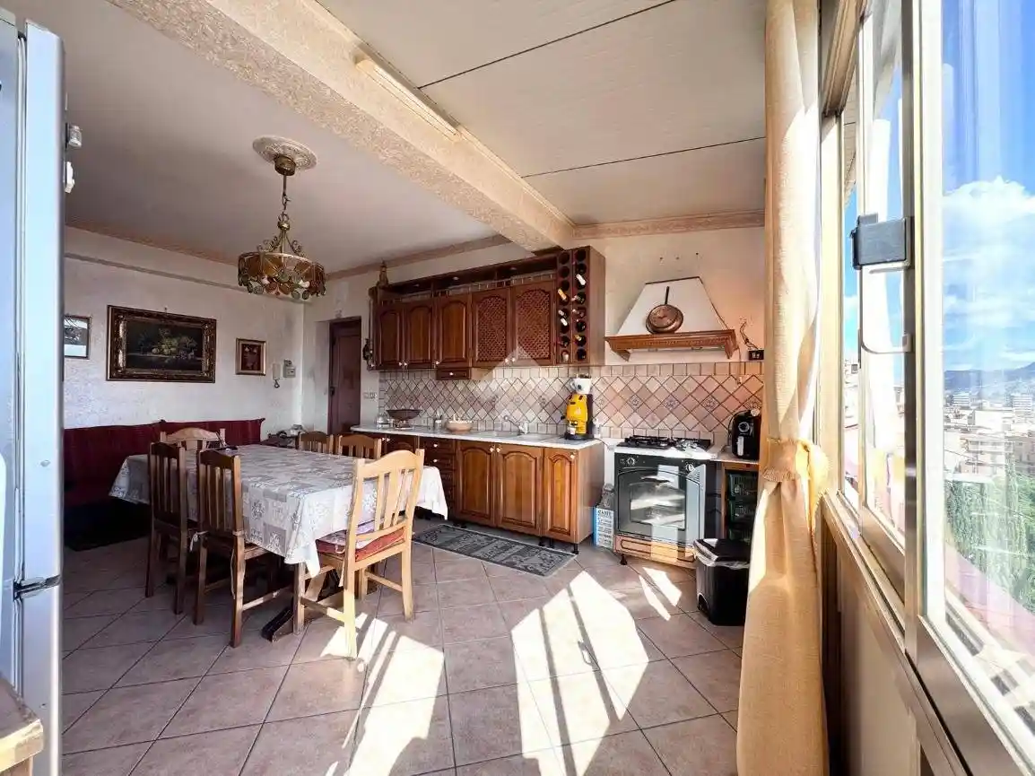 Appartamento in vendita a Palermo