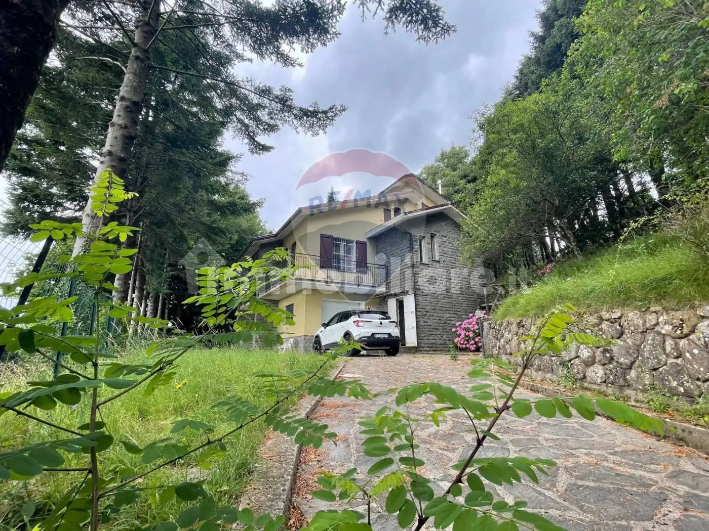 Villa in vendita a Varese Ligure