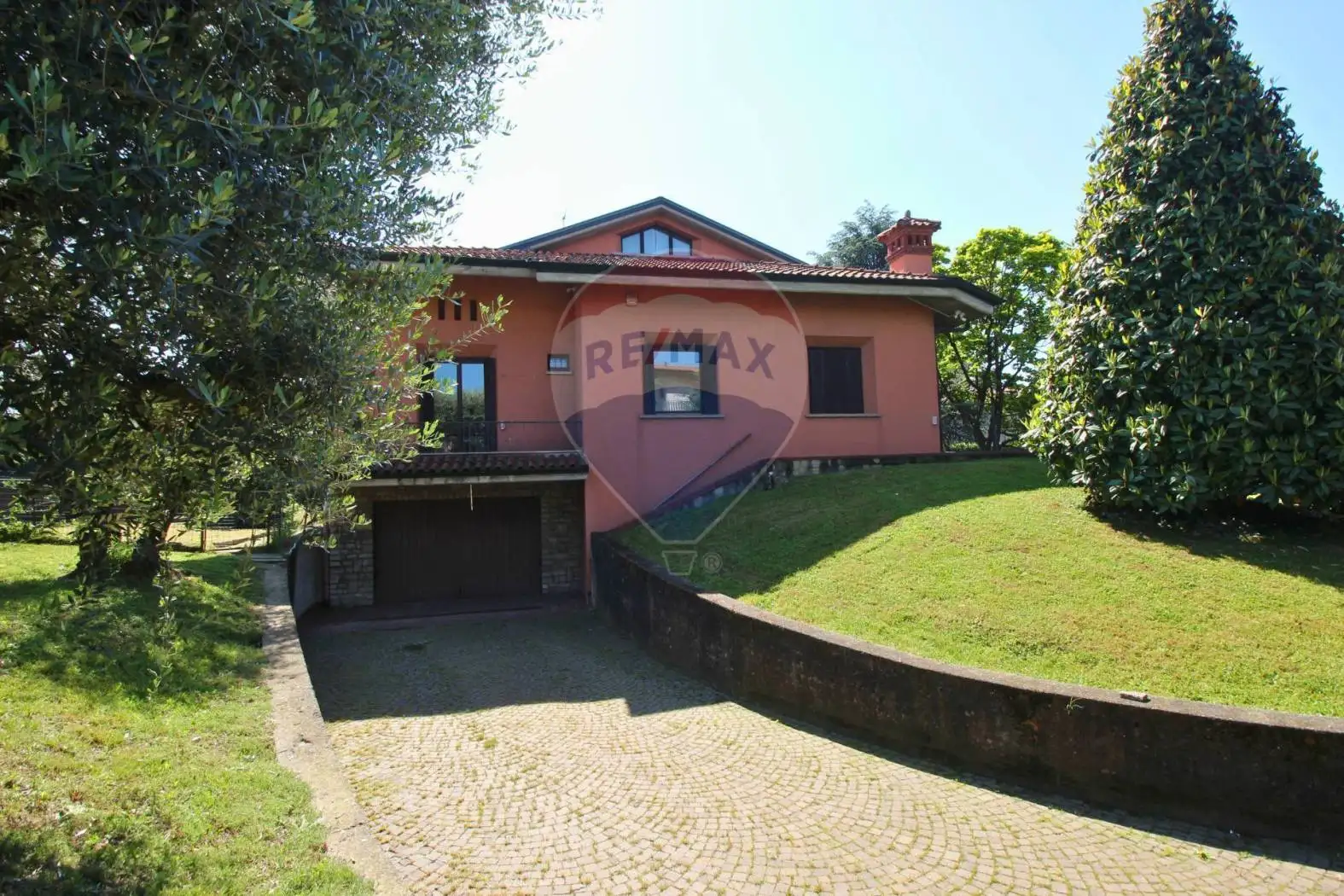 Villa in vendita a Ponteranica