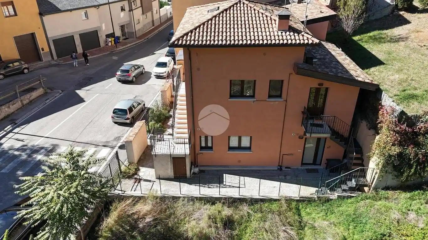 Monolocale Appartamento via Strinella 63, Villa Comunale, L'Aquila - foto 3