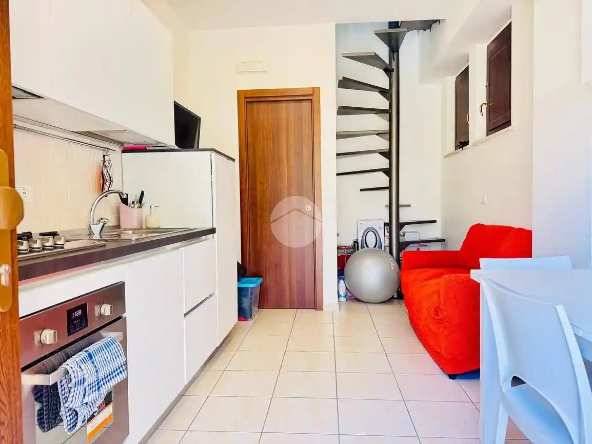 Monolocale Appartamento via Strinella 63, Villa Comunale, L'Aquila - foto 4