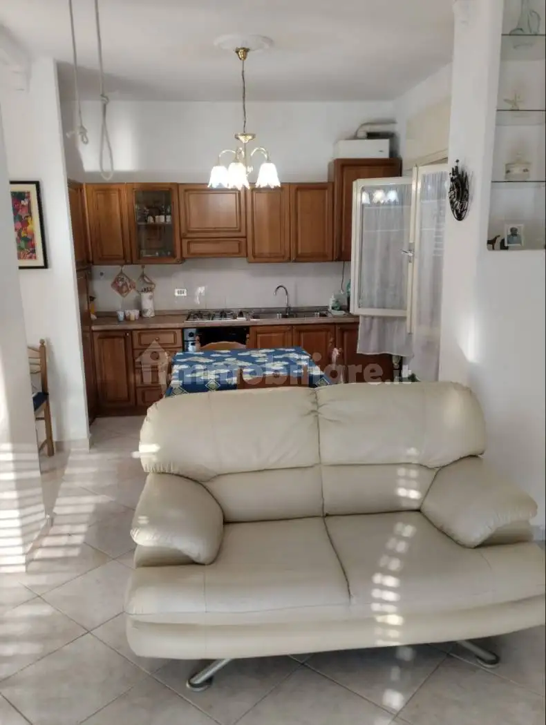 Trilocale via Peagne 1, Magugnano, Brenzone sul Garda - foto 2