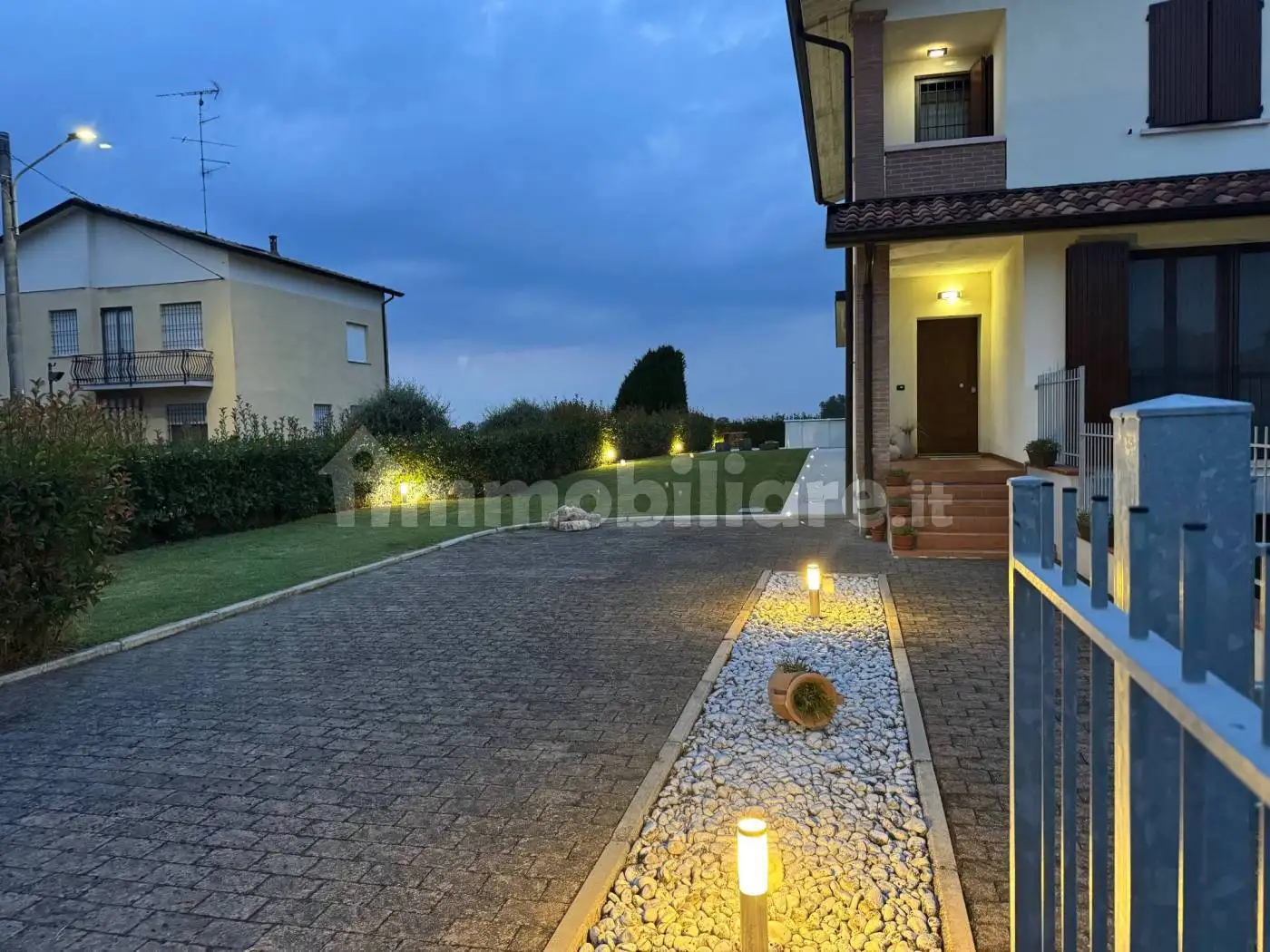 Villa a schiera via Indipendenza 6, Centro, Bibbiano - foto 2