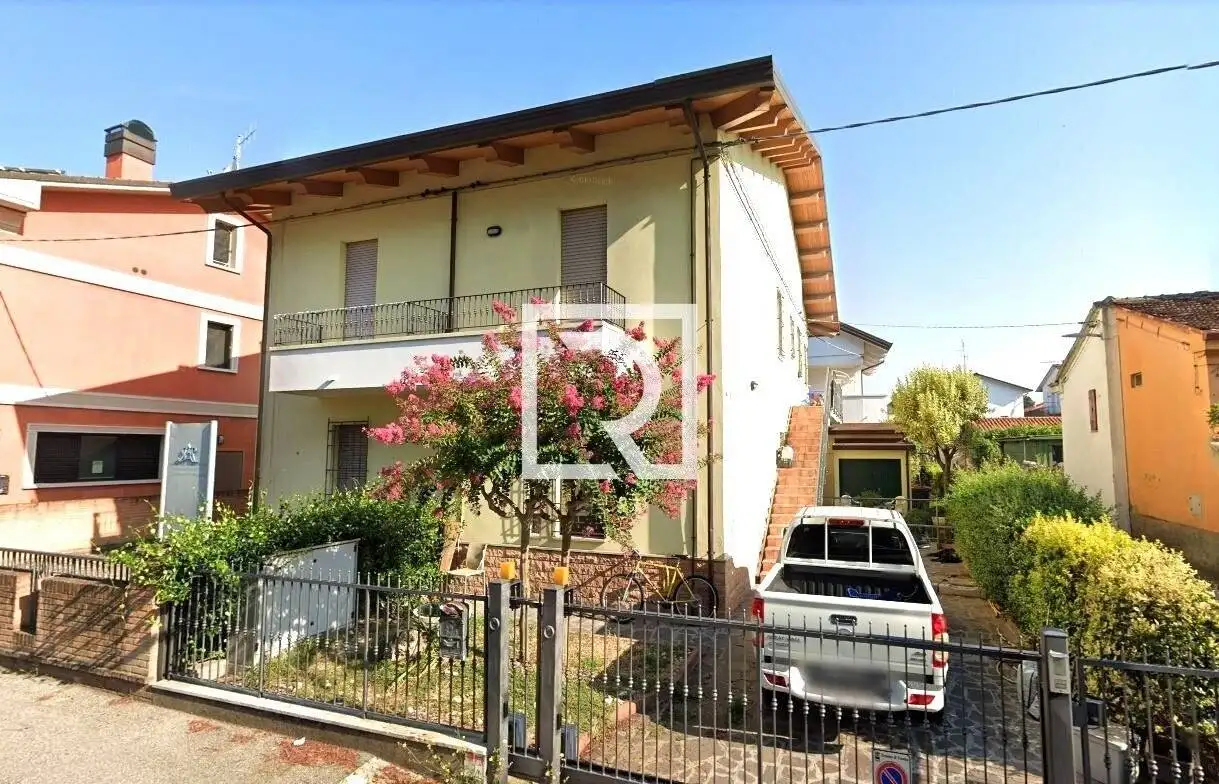 Villa in vendita a Cesena