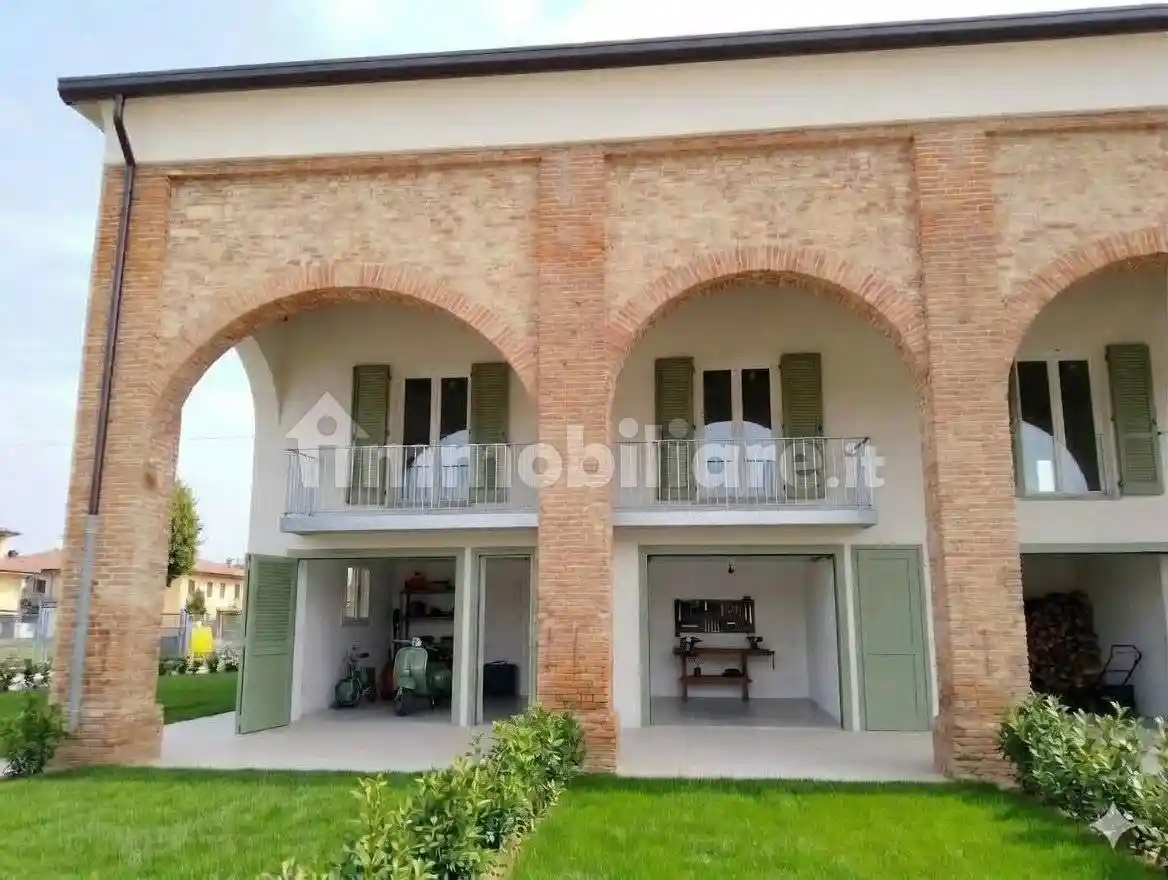 Villetta a schiera in vendita a Roveredo di Guà