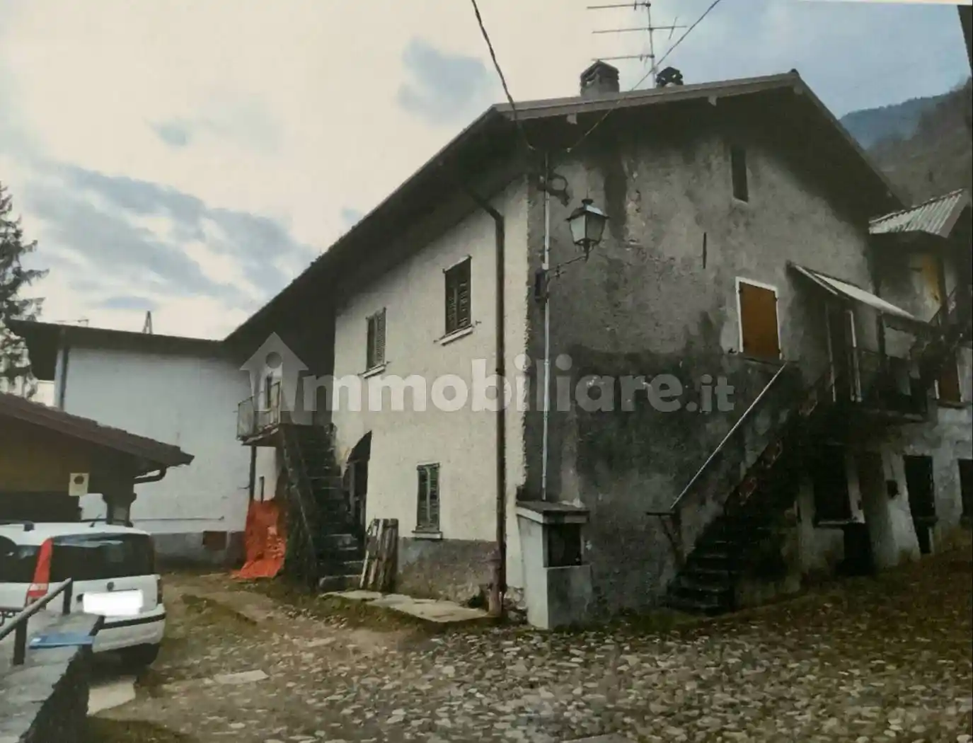 Rustico - Casale in vendita a Parre