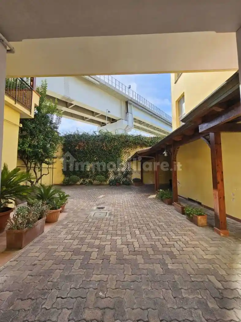 Palazzo - Edificio - foto 3