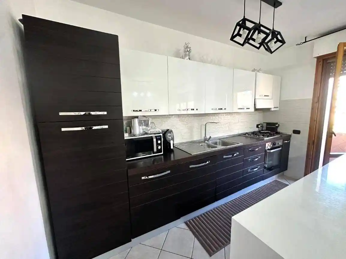 Trilocale via francia 9, Inghilterra - Zona 167, Aprilia - foto 5