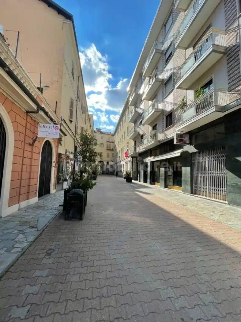 Attico via Ospedale 12, Corso alla Vittoria - Parco della Resistenza, Asti - foto 4