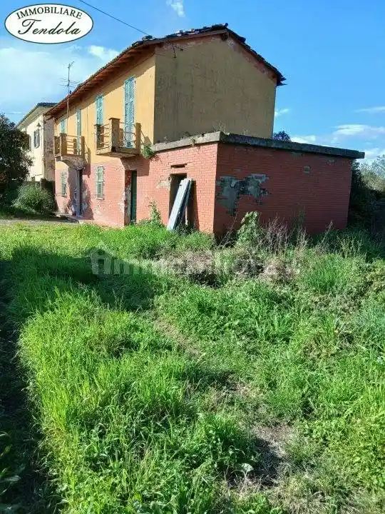 Rustico - Casale in vendita a Sarzana