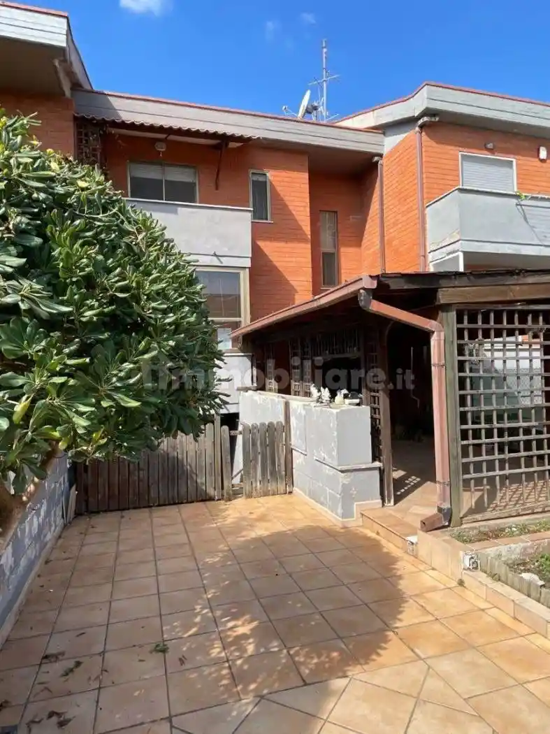 Villa a schiera via Adriano Banchieri, Q4, Latina - foto 3