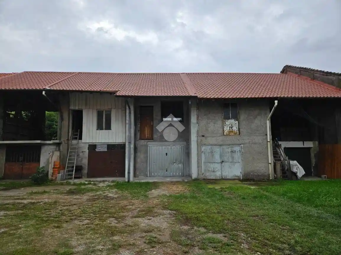 Rustico - Casale in vendita a Corbetta