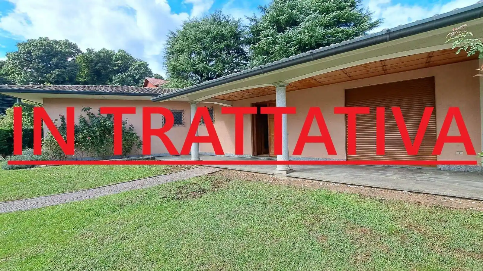 Villa in vendita a Albizzate