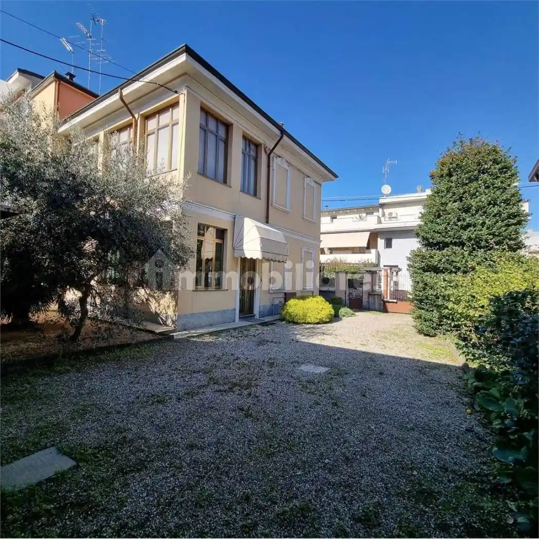 Villa in vendita a Bovisio-Masciago