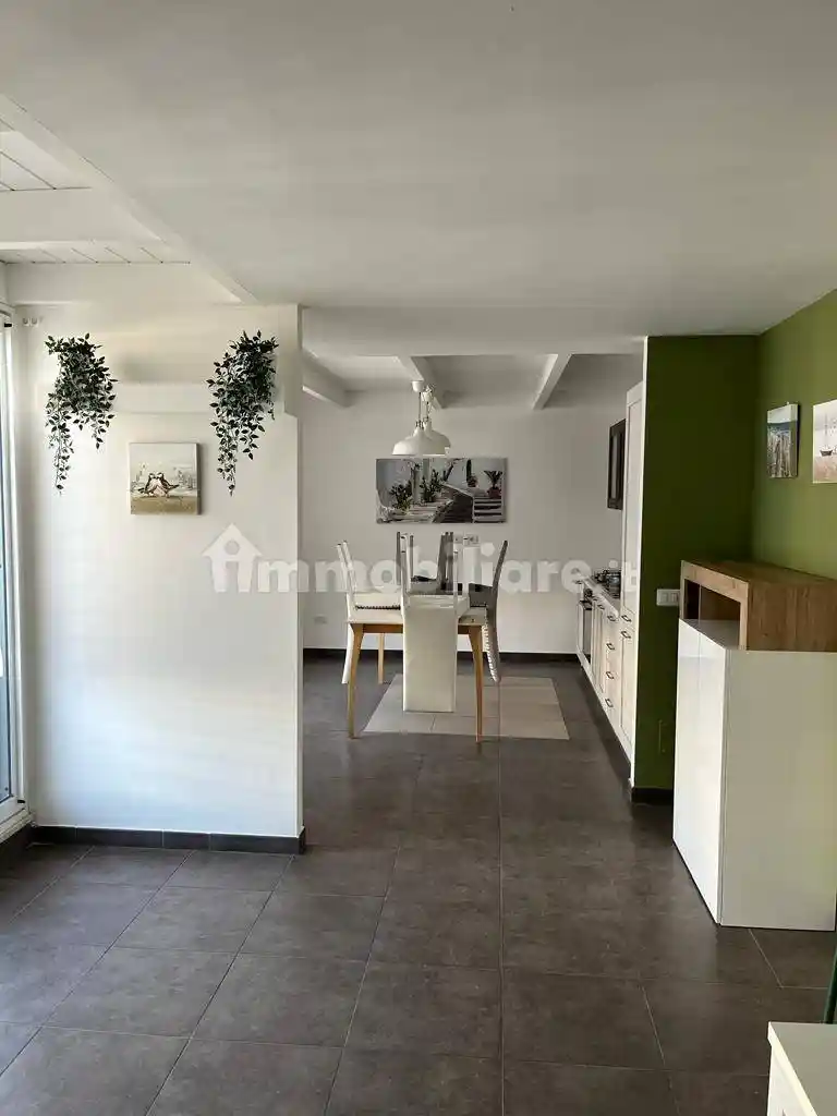 Appartamento in affitto a Modugno