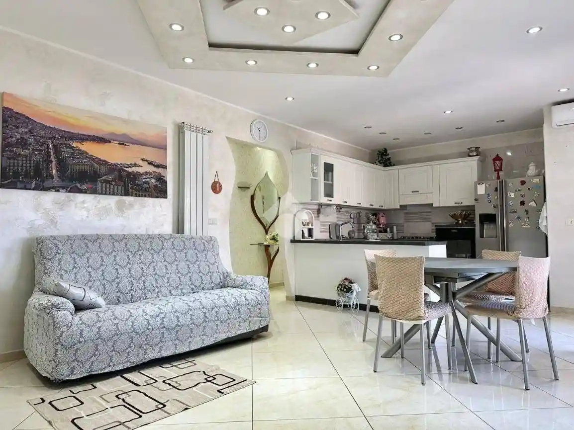 Quadrilocale via casacelle 154, Casacelle - Arco Sant'Antonio, Giugliano in Campania - foto 4