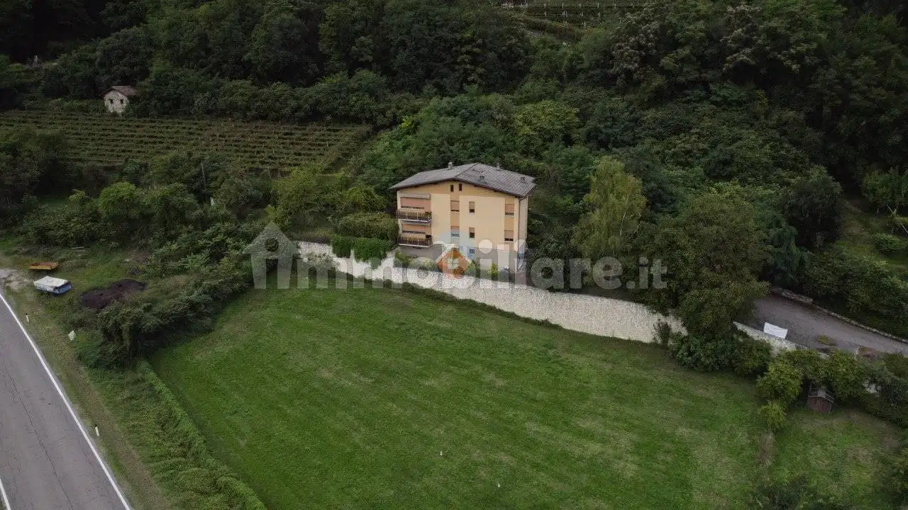 Villa in vendita a Villa Lagarina