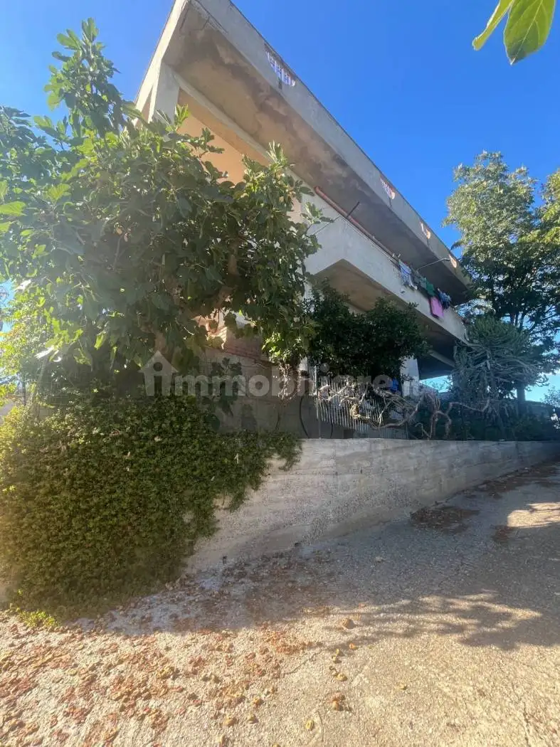 Villa in vendita a Portigliola