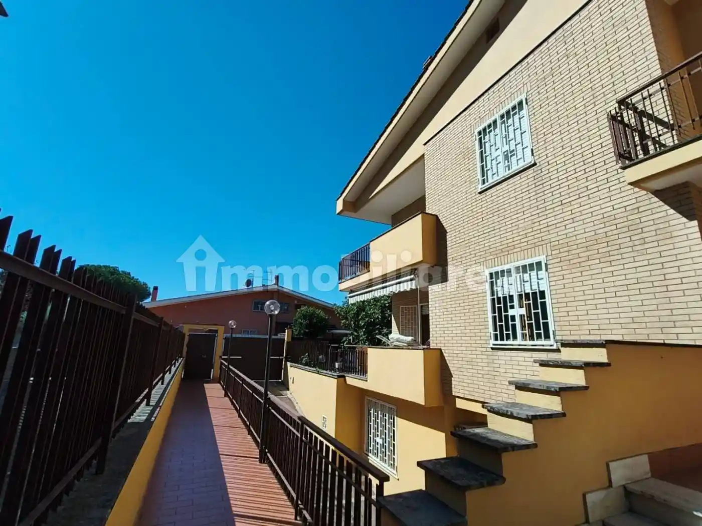 Villa plurifamiliare via della Marranella di Marino, Morena, Roma - foto 5