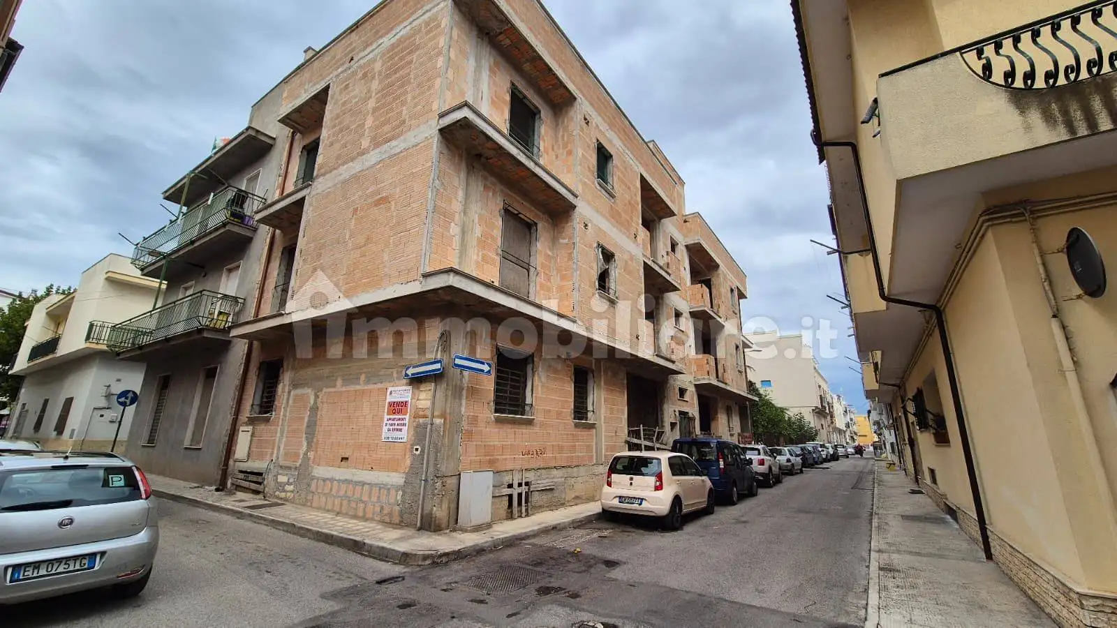 Palazzo - Edificio in vendita a Bernalda