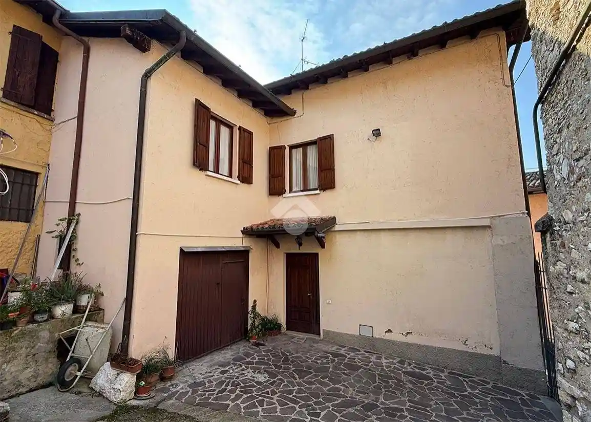 Terratetto plurifamiliare via A. Manzoni 51, Centro, Cellatica - foto 2