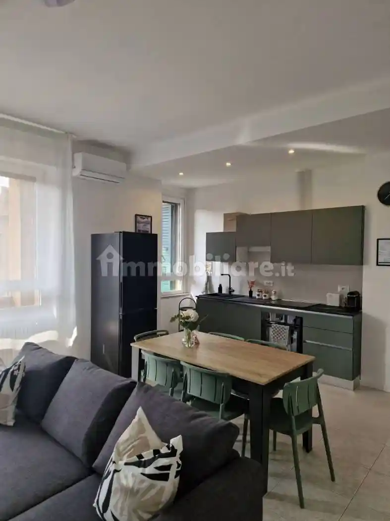 Appartamento in affitto a Cernobbio