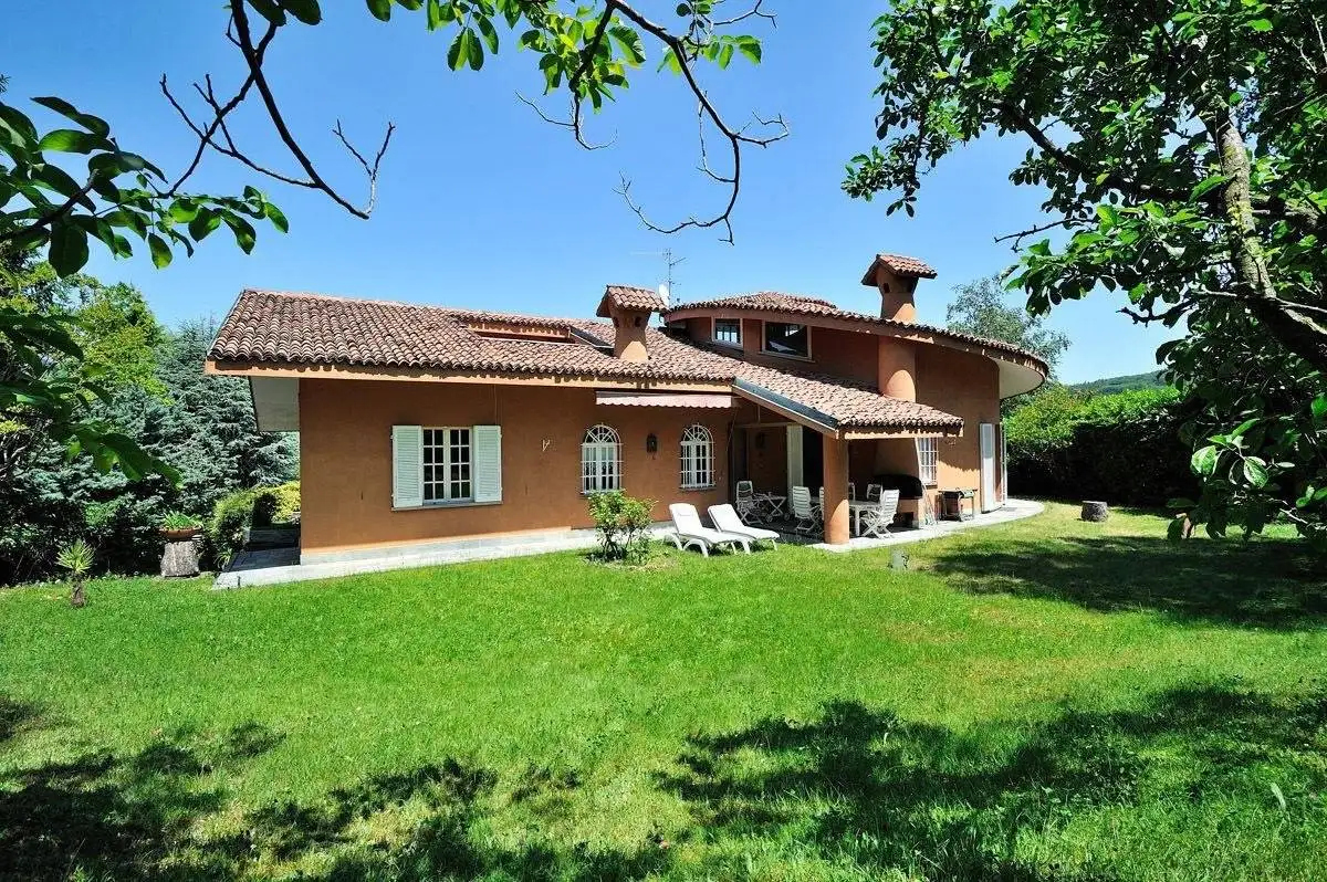 Villa in vendita a San Pietro Val Lemina