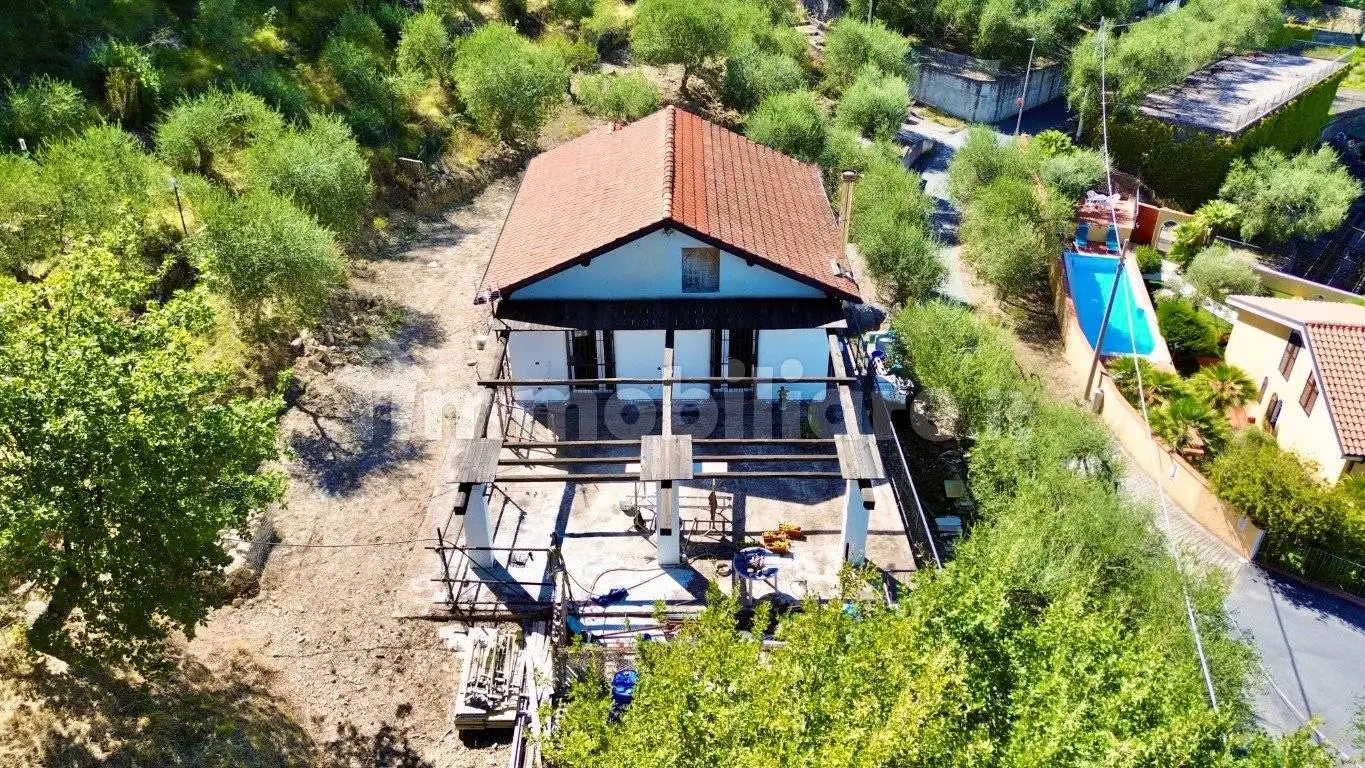 Villa in vendita a Imperia