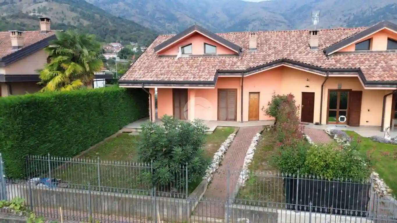 Villetta a schiera - foto 2