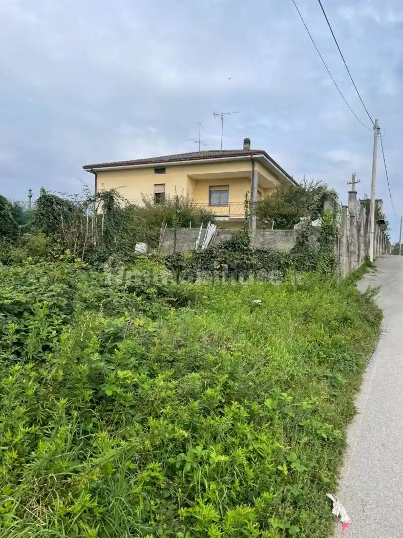 Villa in vendita a Olgiate Comasco