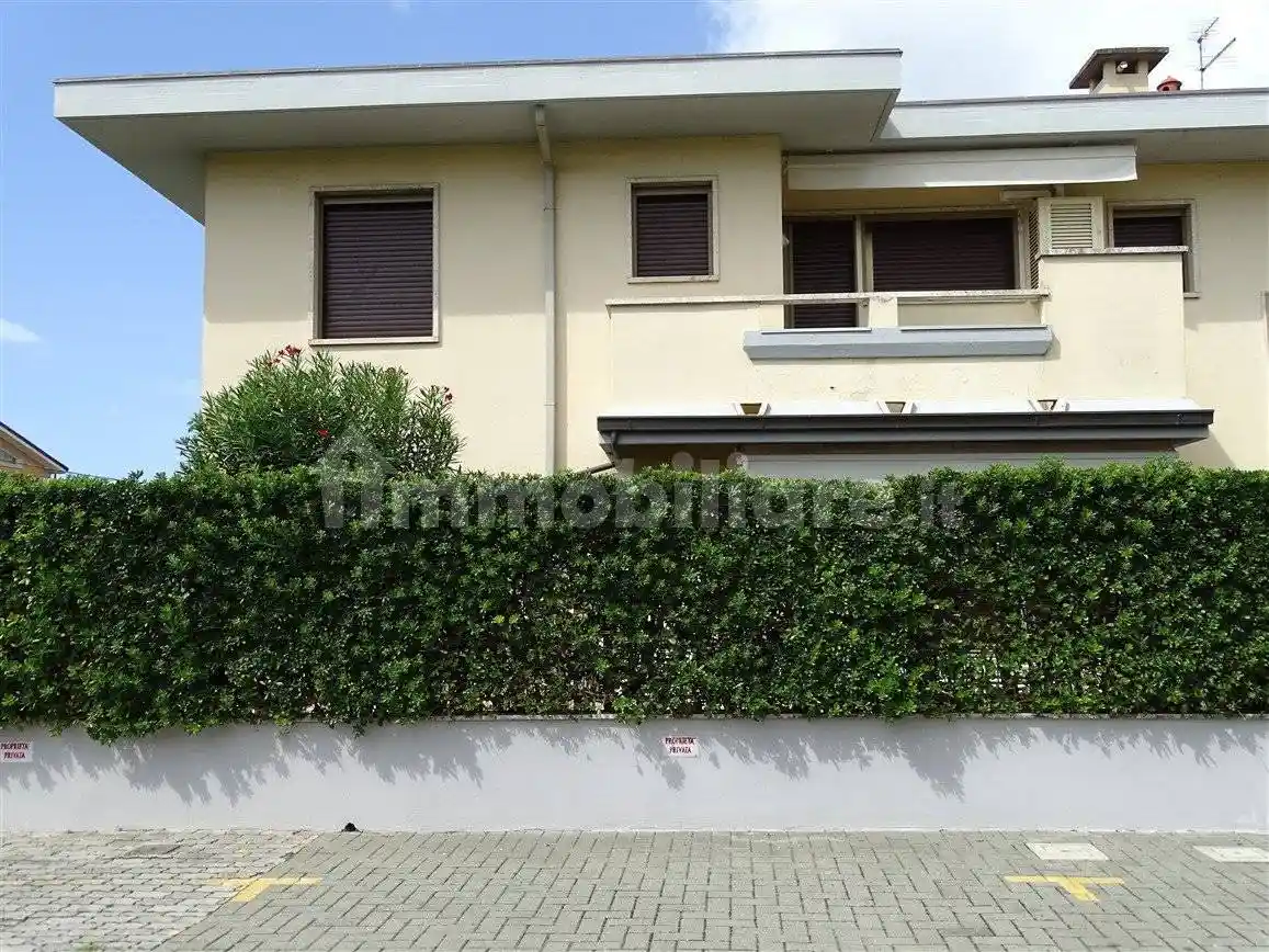 Trilocale via Balilla Grillotti 93A, Cinquale, Montignoso - foto 2