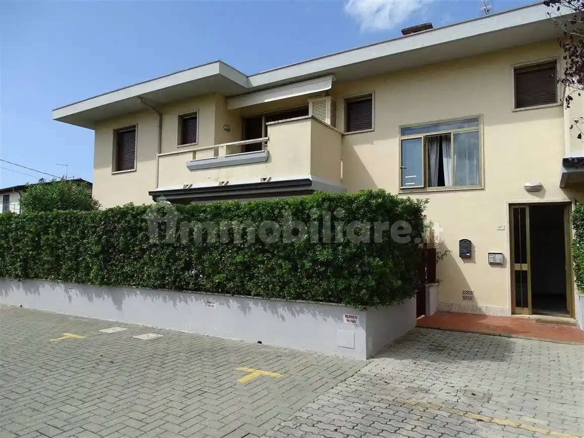 Trilocale via Balilla Grillotti 93A, Cinquale, Montignoso - foto 3