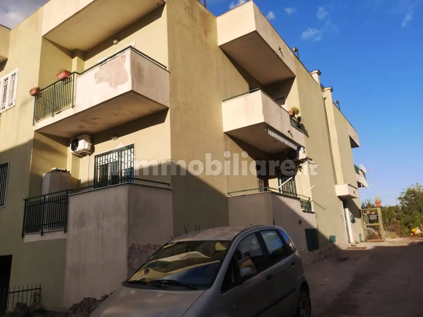 Appartamento in vendita a Napoli