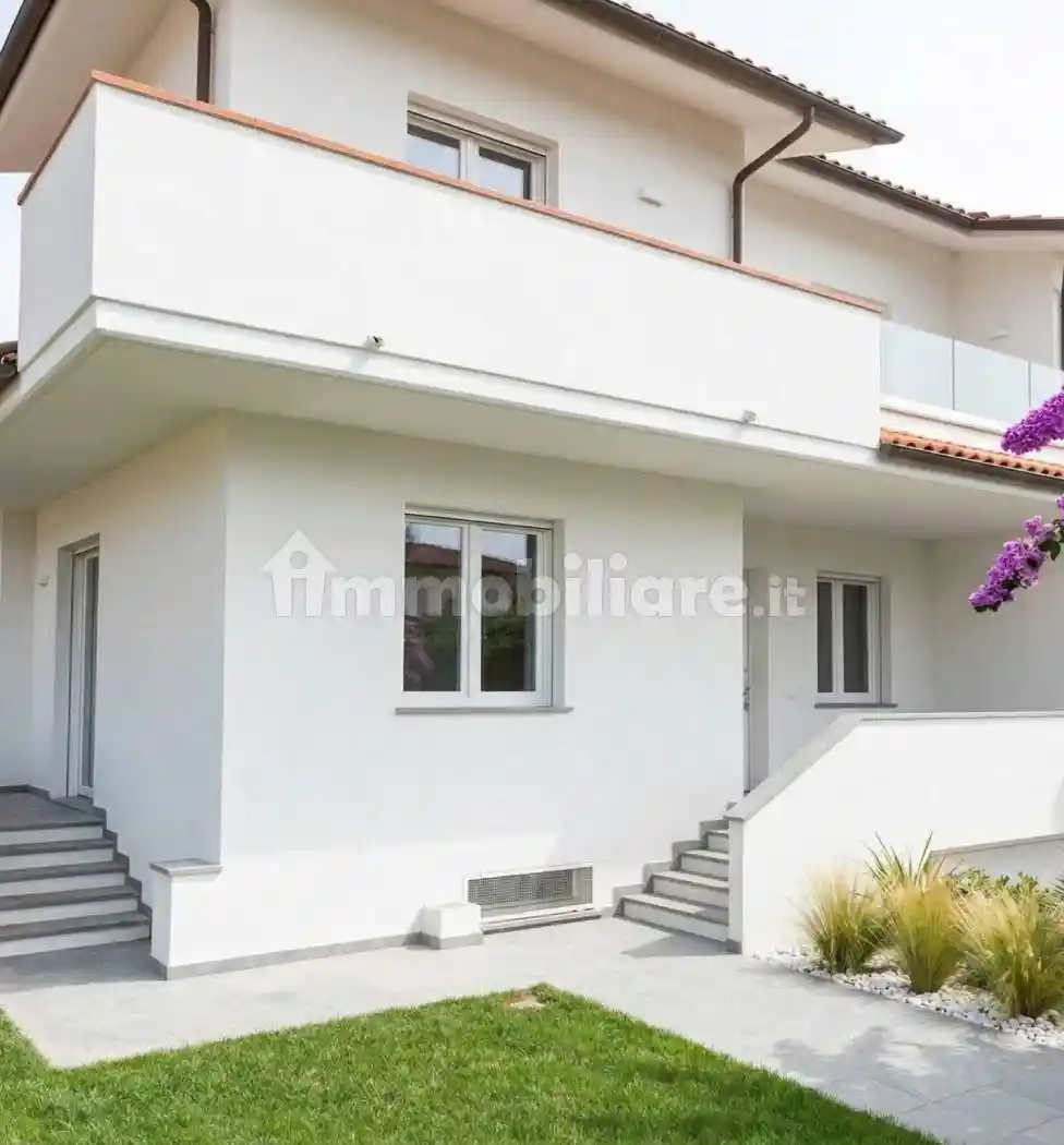 Casa indipendente in vendita a Pietrasanta